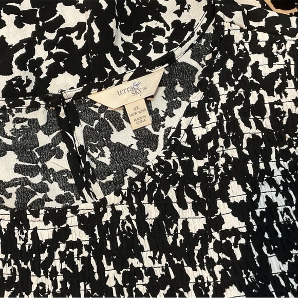 TERRA & SKY SIZE 2X WOMENS PULLOVER BLOUSE, NEVER WORN. - Picture 3 of 3